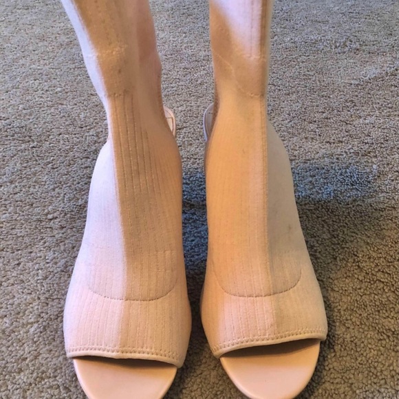 Open toe ankle booties - Picture 3 of 5